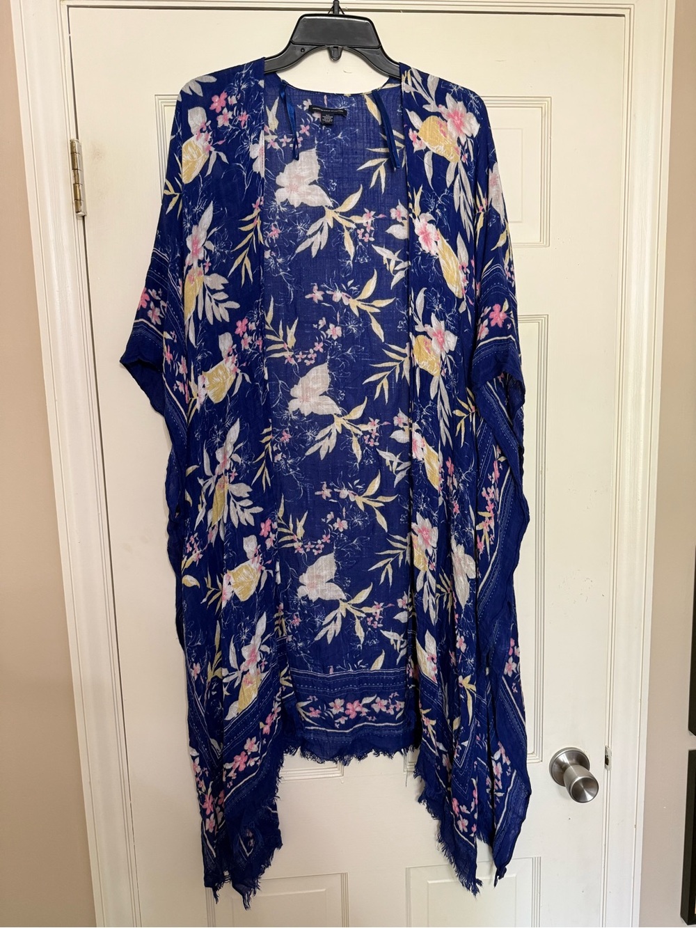 American Eagle Blue Floral Shawl - O/S